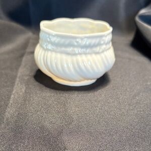 Belleek Ivory Textured Bowl
